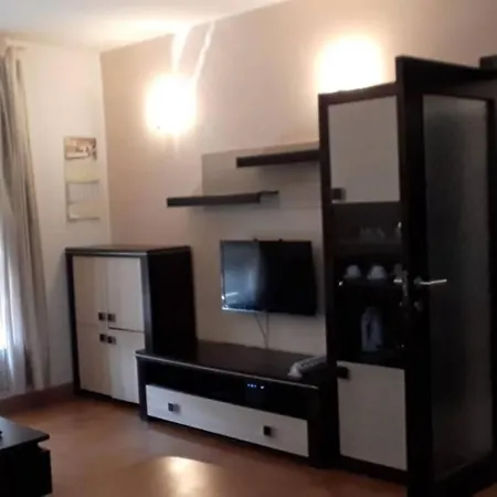 Franko - Uz Parking * Pula