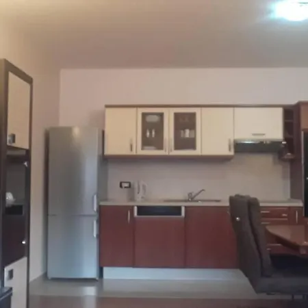 Franko - Uz Parking Appartement *