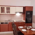 Franko - Uz Parking Apartman Póla