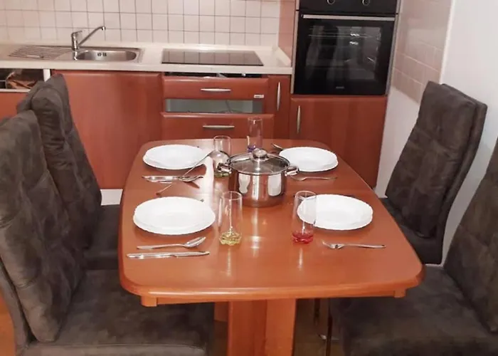 Apartman Franko - Uz Parking *